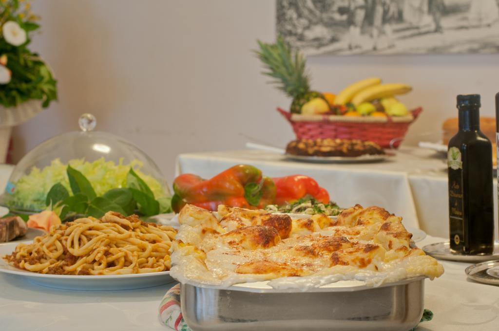 Albergo La Rosetta 끼안챠노테르메 외부 사진