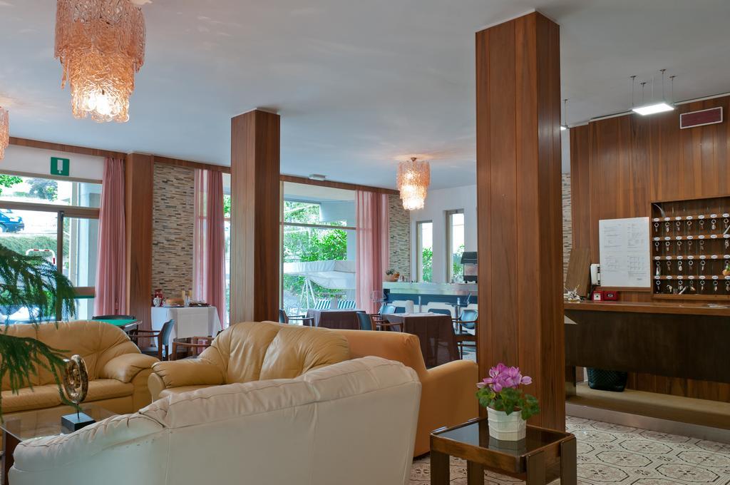 Albergo La Rosetta 끼안챠노테르메 외부 사진