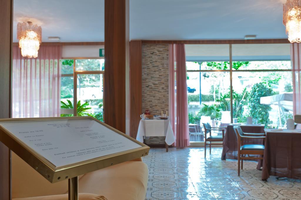Albergo La Rosetta 끼안챠노테르메 외부 사진