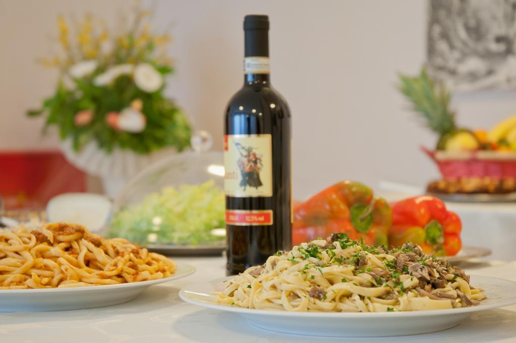 Albergo La Rosetta 끼안챠노테르메 외부 사진
