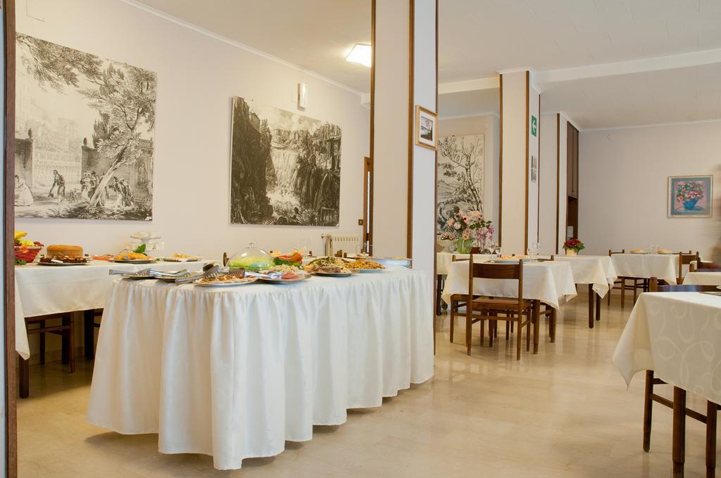 Albergo La Rosetta 끼안챠노테르메 외부 사진
