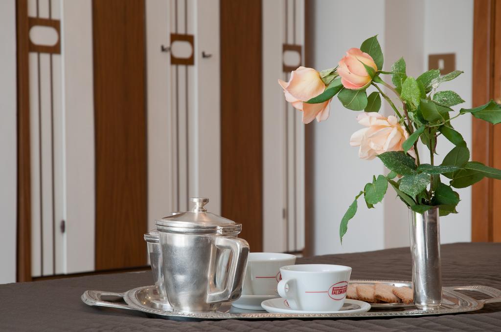 Albergo La Rosetta 끼안챠노테르메 외부 사진